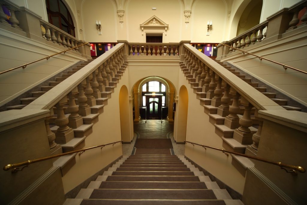 BIBLIOTEKA UNIWERSYTECKA  W POZNANIU - Biblioteka Uniwersytecka w Poznaniu 