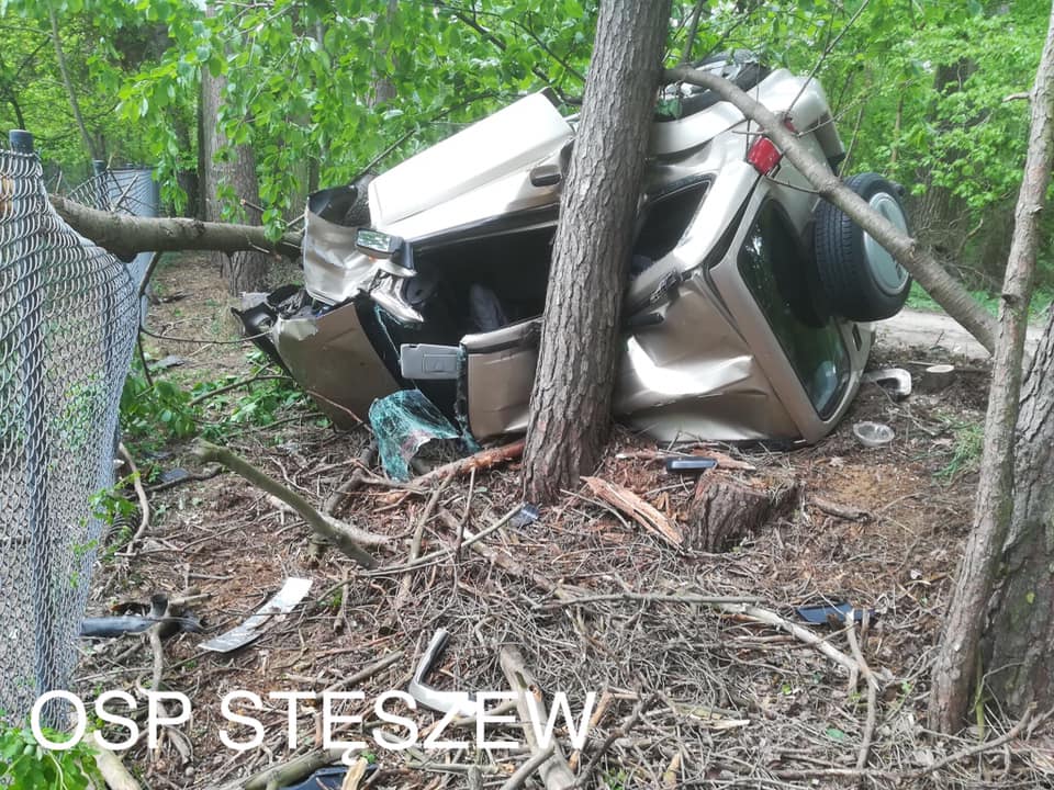wypadek w lesie stęszew  - OSP Stęszew