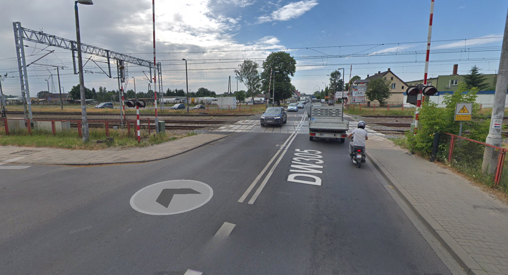 wiadut droga 305 nowy tomyśl - Google street view