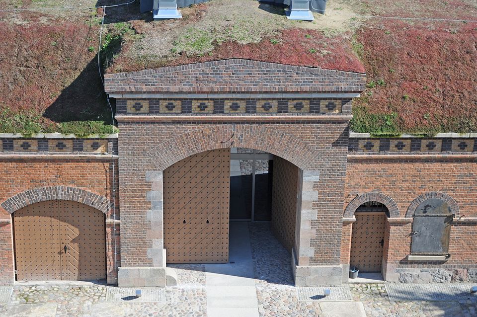 śluza katedralna ostrów tumski - Brama Poznania