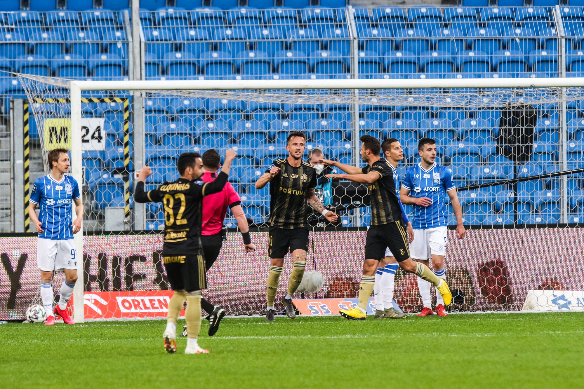 lech legia - Adam Jastrzębowski - Lech Poznań
