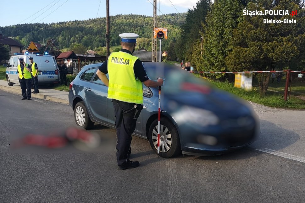 Wypadek kolarek wilkowice  - Śląska Policja