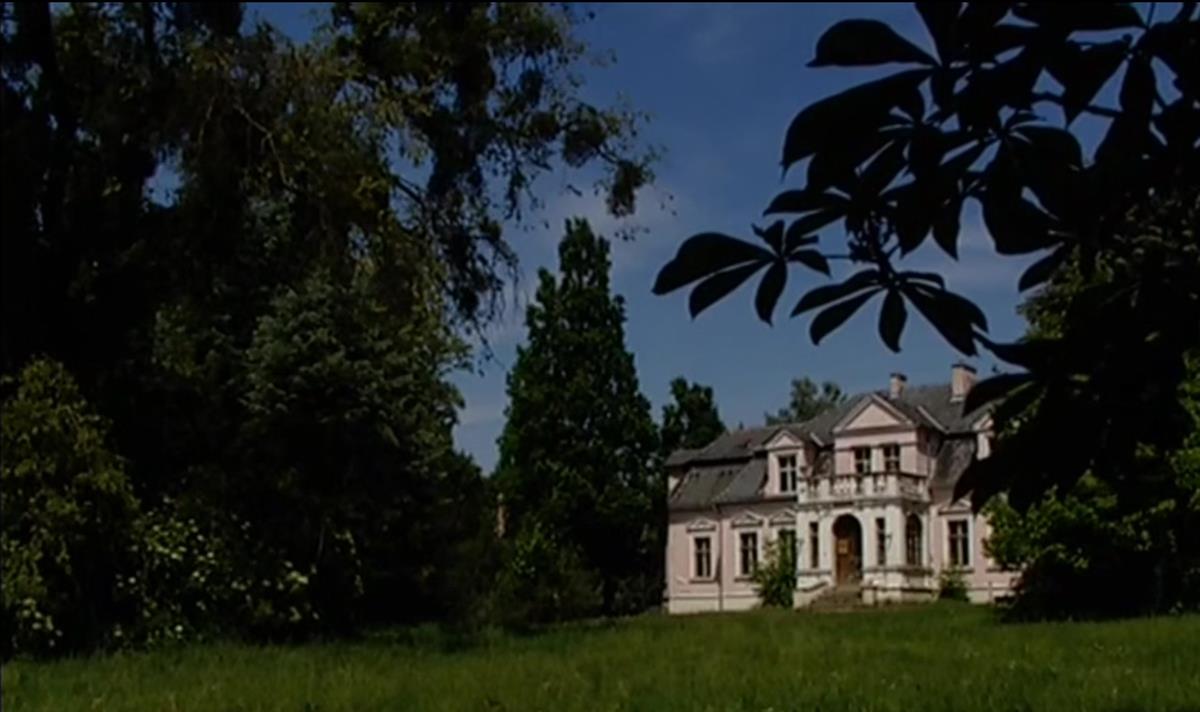 manieczki pałac wybicki - TVP3 Poznań