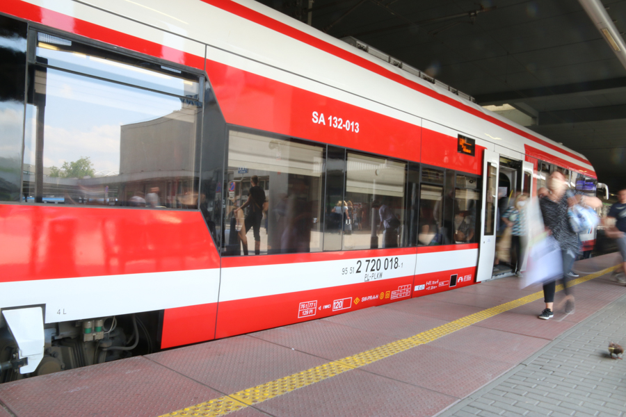 pociąg pociągi kolej koleje wielkopolskie - Leon Bielewicz - Radio Poznań