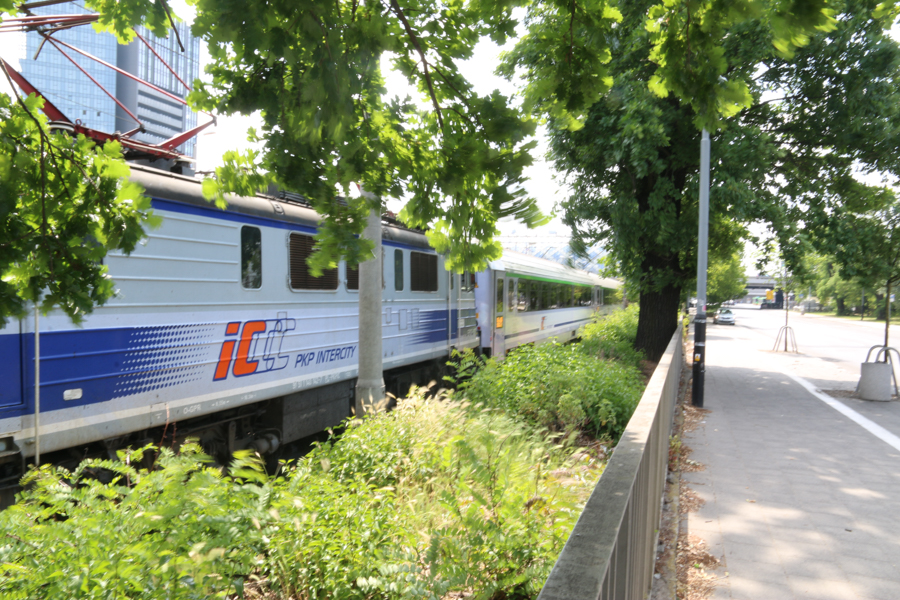 pociąg kolej intercity - Leon Bielewicz - Radio Poznań