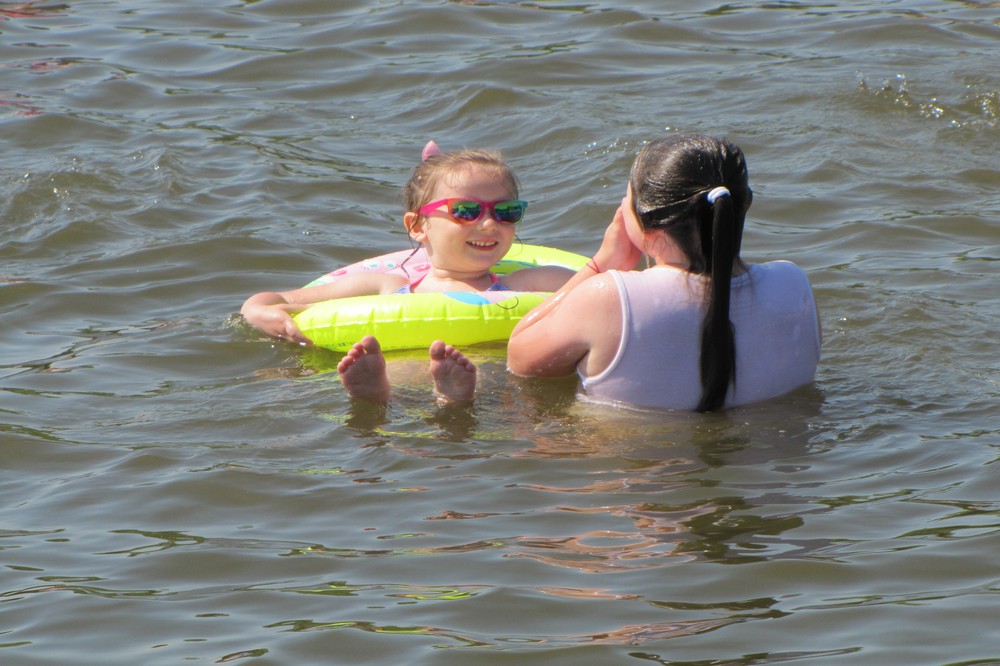 rusałka tłumy plaża - Leon Bielewicz