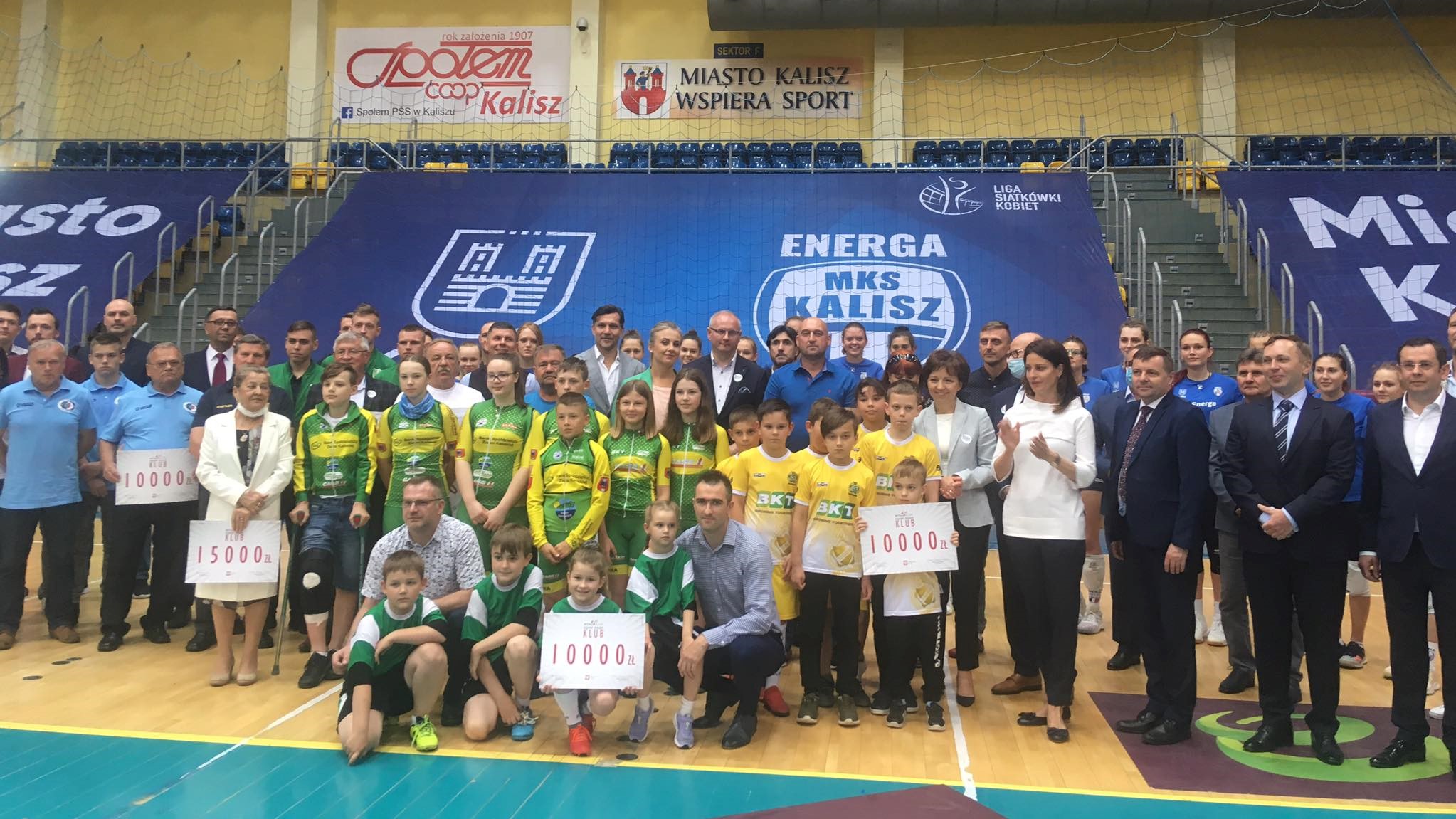 promesy w ramach programu rządowego klub - Danuta Synkiewicz