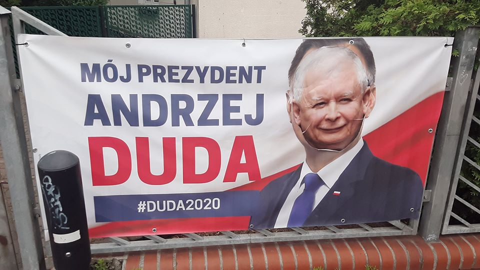 zniszczone plakaty andrzeja dudy szamotuły - Maciej Bieniek - wicewojewoda wielkopolski