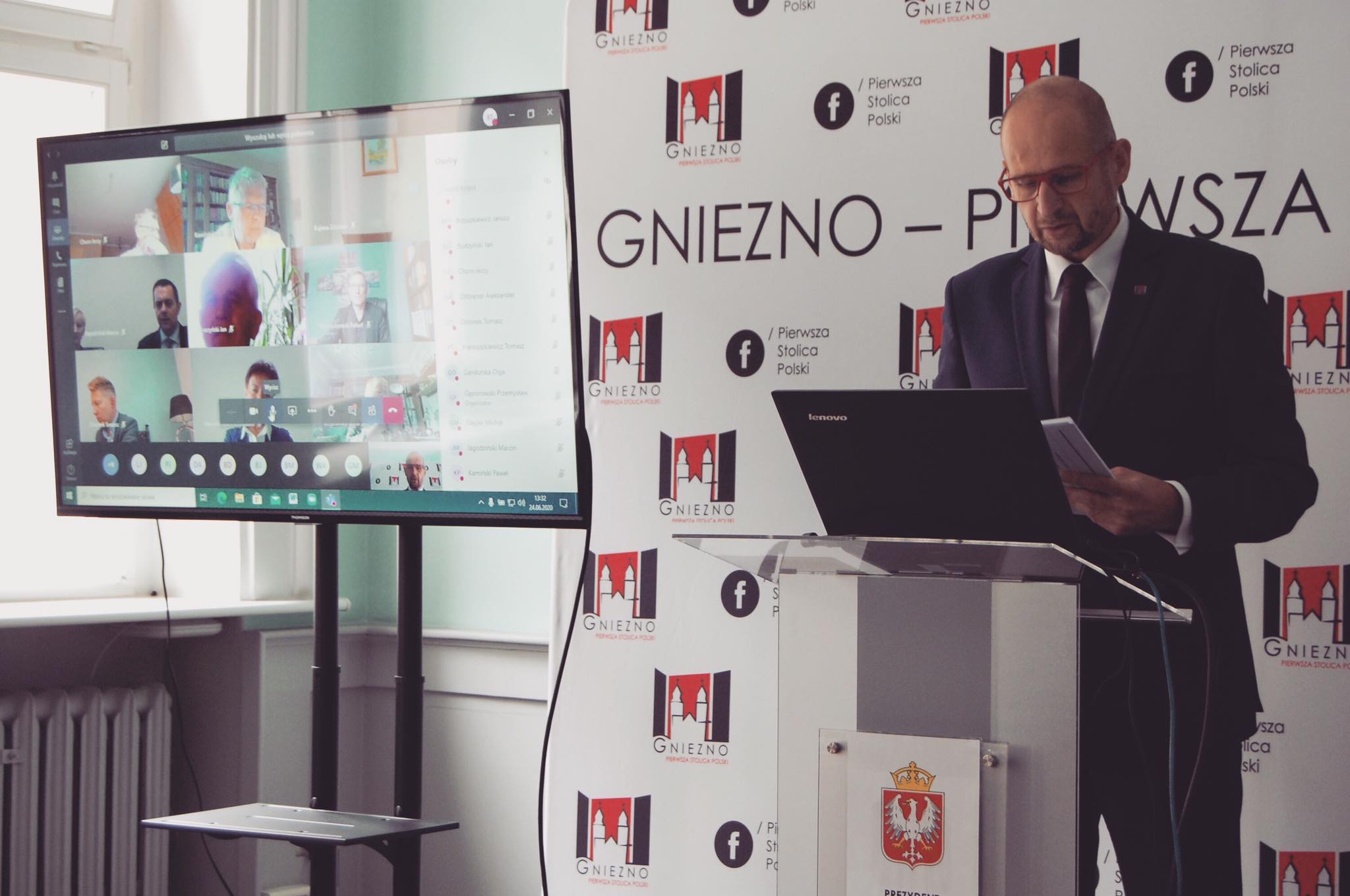 FB: Tomasz Budasz - prezydent gniezna tomasz budasz