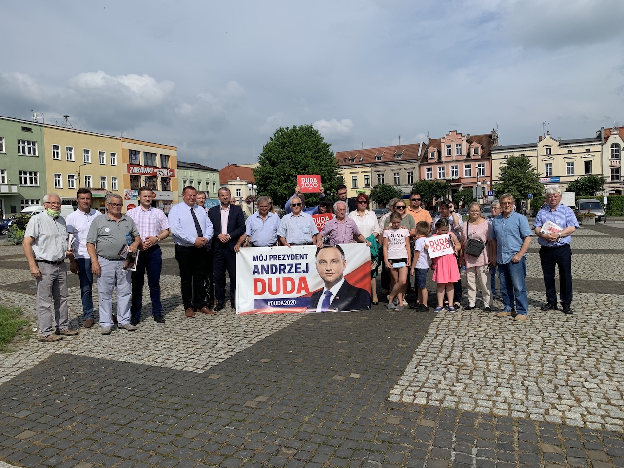 oborniki wiec poparcia rynek andrzej duda michał zieliński krzysztof czarnecki adam bogrycewicz - Kacper Witt - Radio Poznań