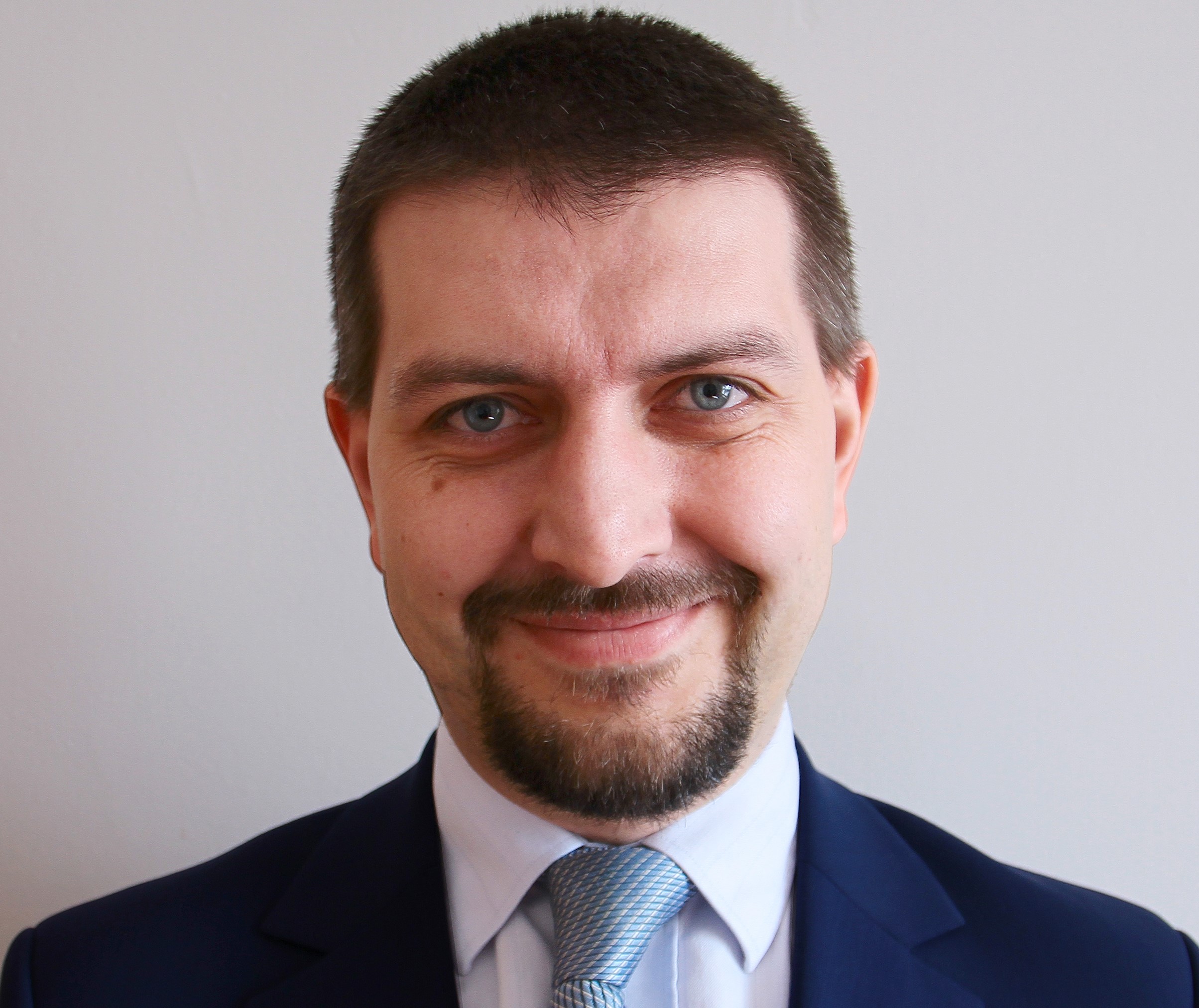 dr Tomasz Bojkowski - ue.poznan.pl