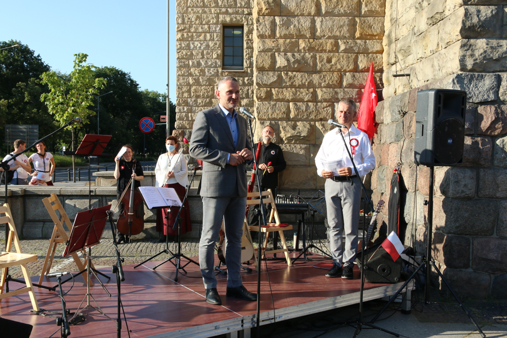 bitwa warszawska uroczystości poznań - Leon Bielewicz