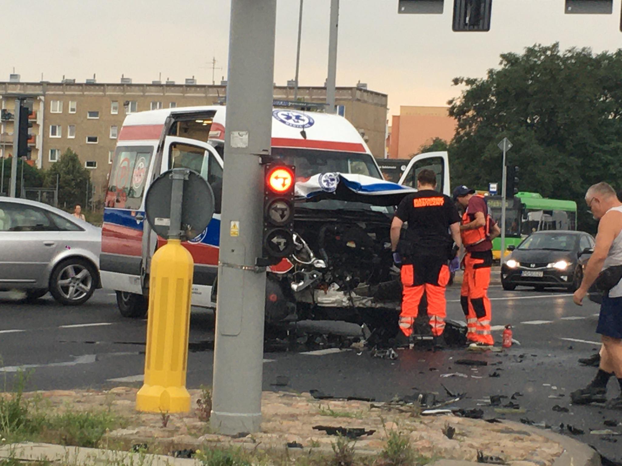 wypadek karetka - Tom