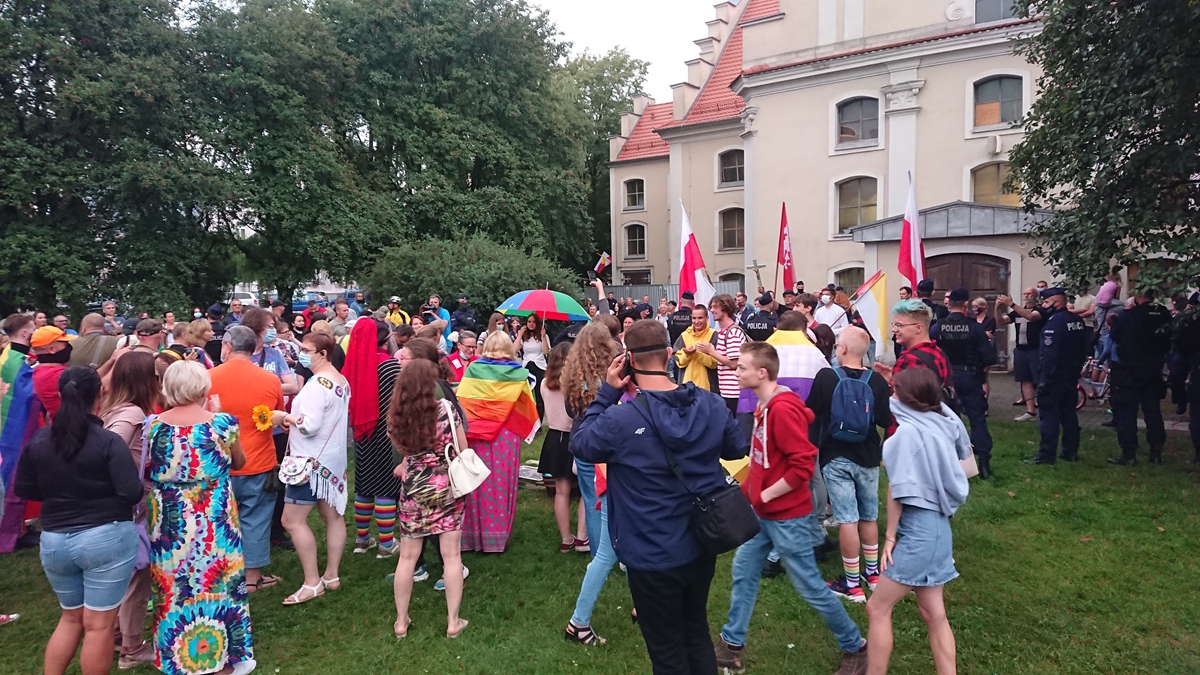 lgbt manifestacja tęczowy piknik nowy tomyśl - Roch Barski - Radio Poznań