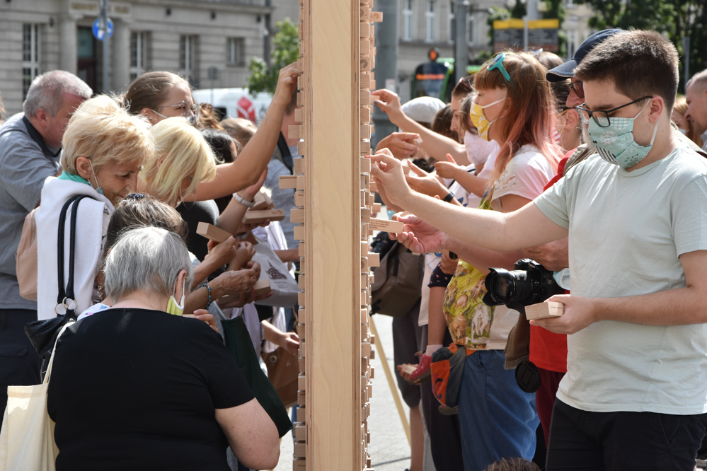 "Znikający mur" poznań - Wojtek Wardejn