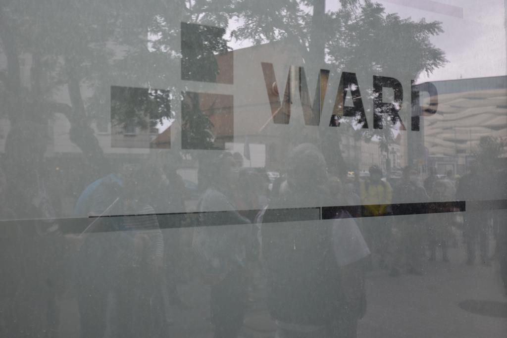 protest przed siedzibą warp przedsiębiorcy - Wojtek Wardejn