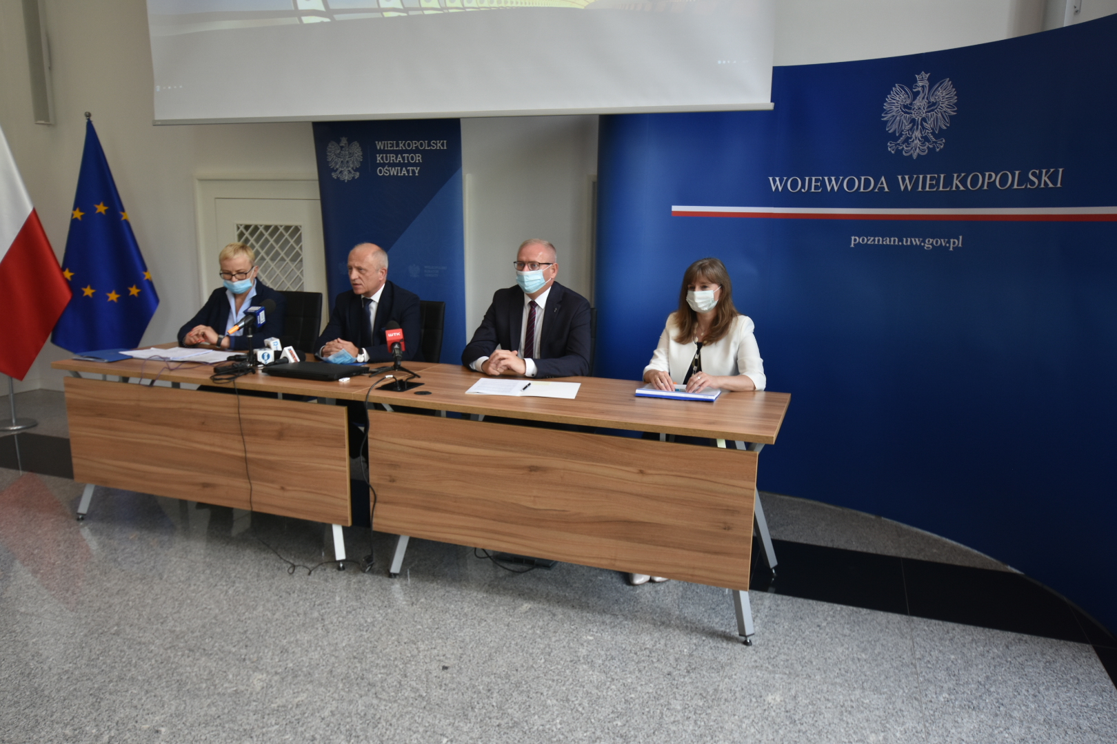 konferencja wojewody szkoła - Wojtek Wardejn