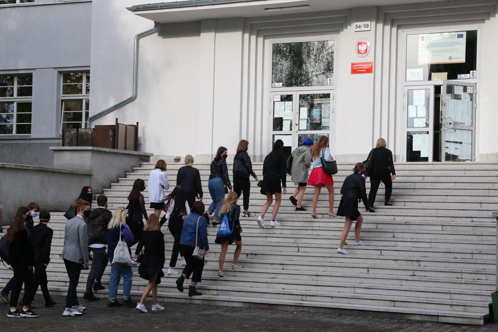 rozpoczęcie roku szkolnego w handlówce - Leon Bielewicz