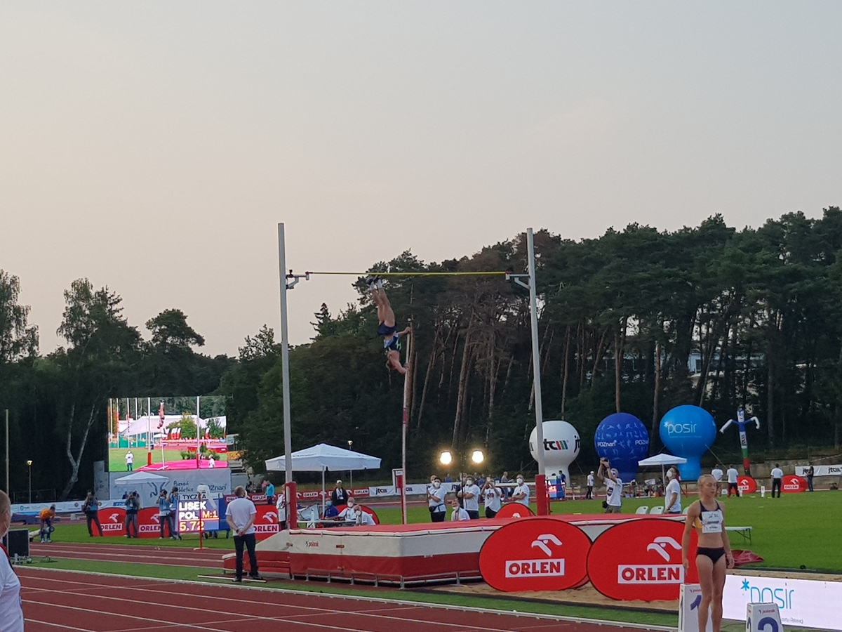 piotr lisek mityng poznan athletics grand prix golecin 2020 - Grzegorz Hałasik - Radio Poznań