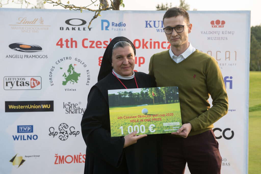 Michaela Rak golf - zw.lt - zw.lt