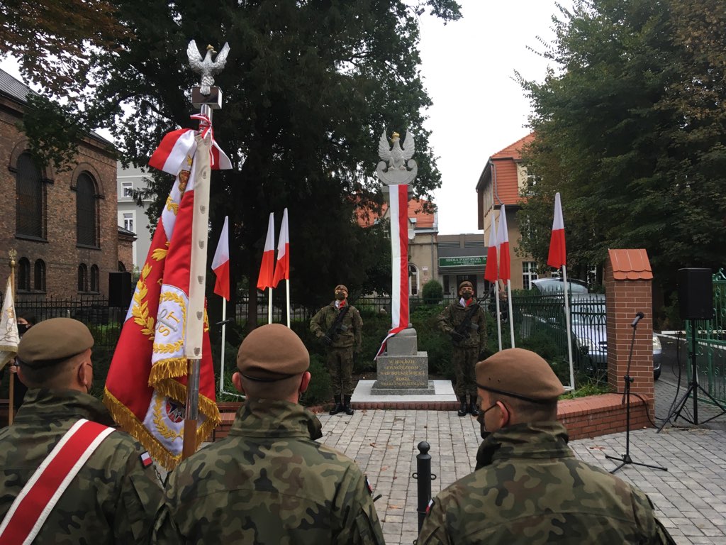 Kolumnę zwycięstwa odsłonięto w centrum Gniezna - Rafał Muniak