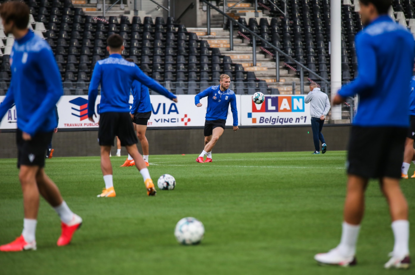 lech charleroi - Adam Jastrzębowski - lechpoznan.pl