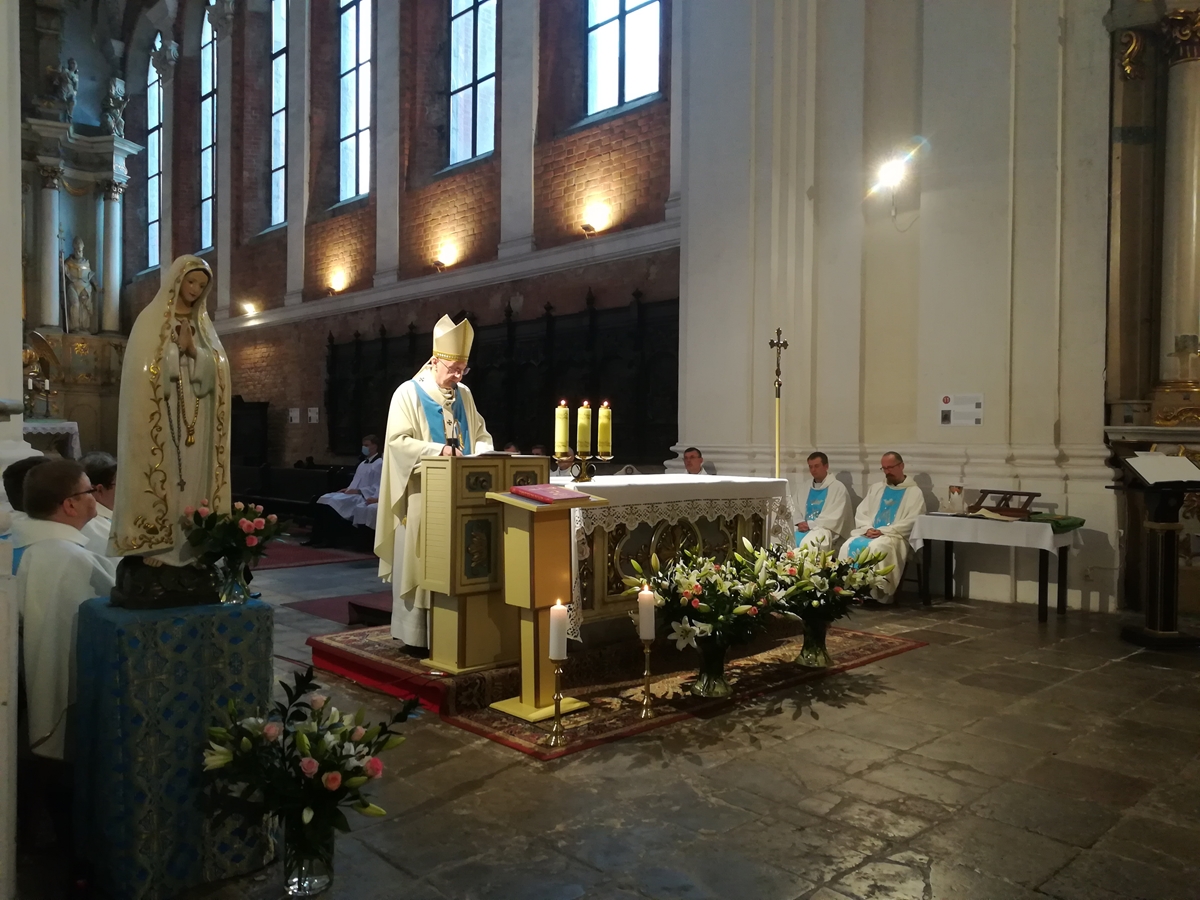 100 lat jezuitów gądecki - Radio Poznań