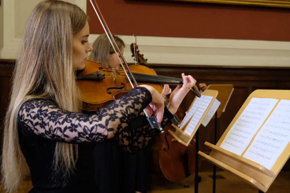 skrzypaczka - www.filharmoniapoznanska.pl/