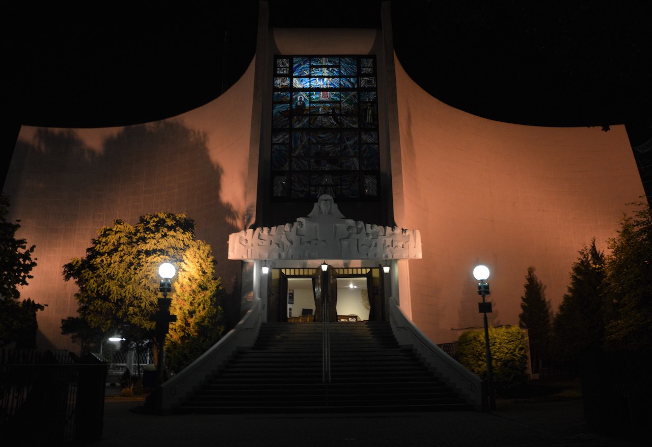 parafia pw. Najświętszej Maryi Panny Wspomożenia Wiernych przy ulicy Złotej w Pile - Parafia pw. Najświętszej Maryi Panny Wspomożenia Wiernych w Pile