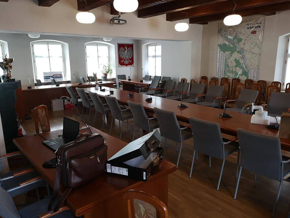 sala sesyjna gmina kórnik - esesja.pl