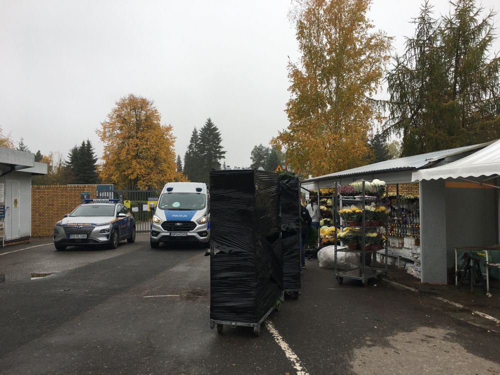 zamknięte cmentarze 3 - Adam Michalkiewicz