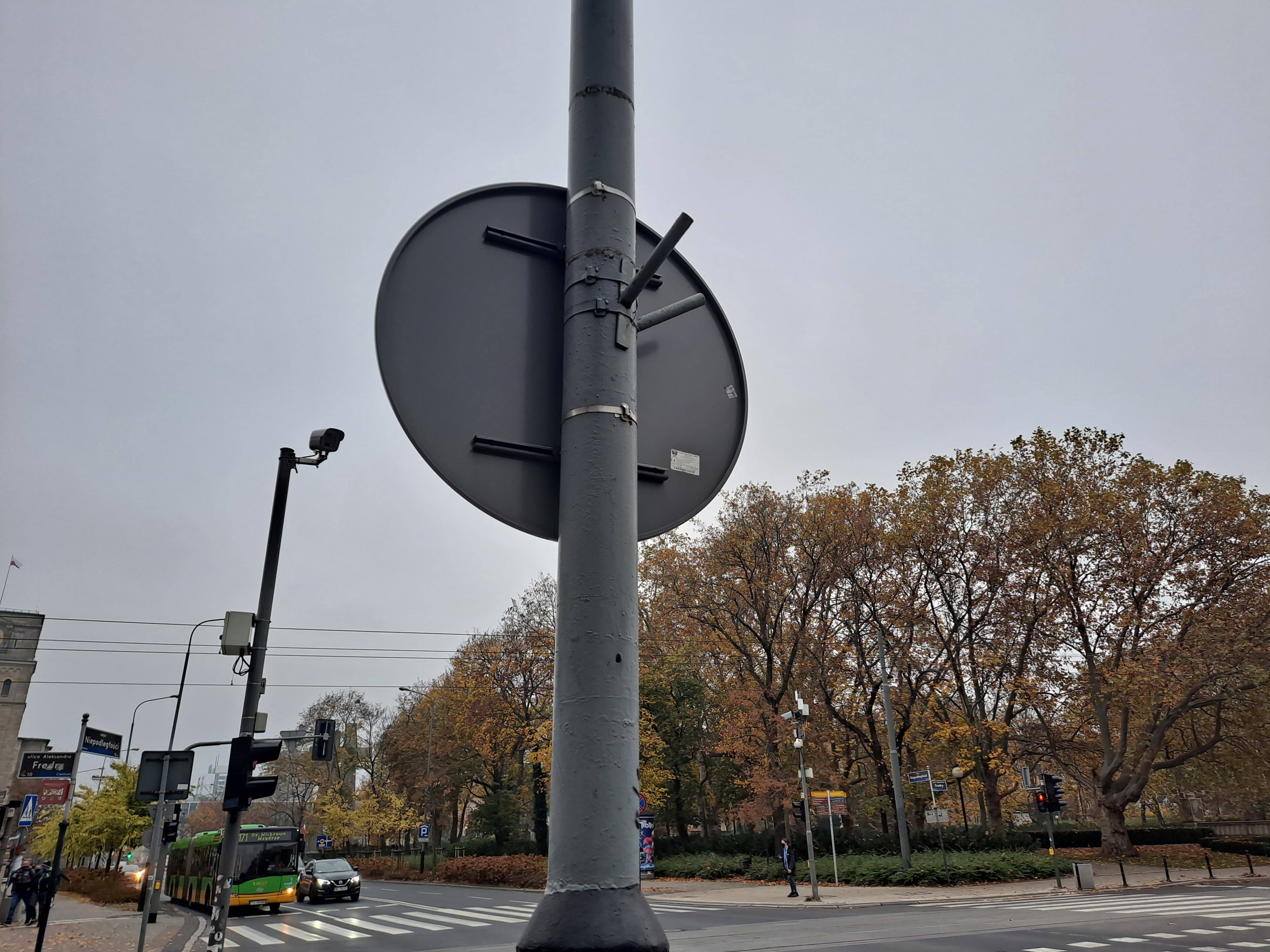 brak flag miasto poznań - Słuchacz 