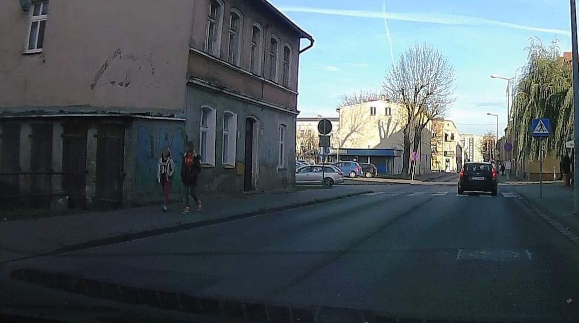 fałszywe wolontariuszki - Pan Rafał