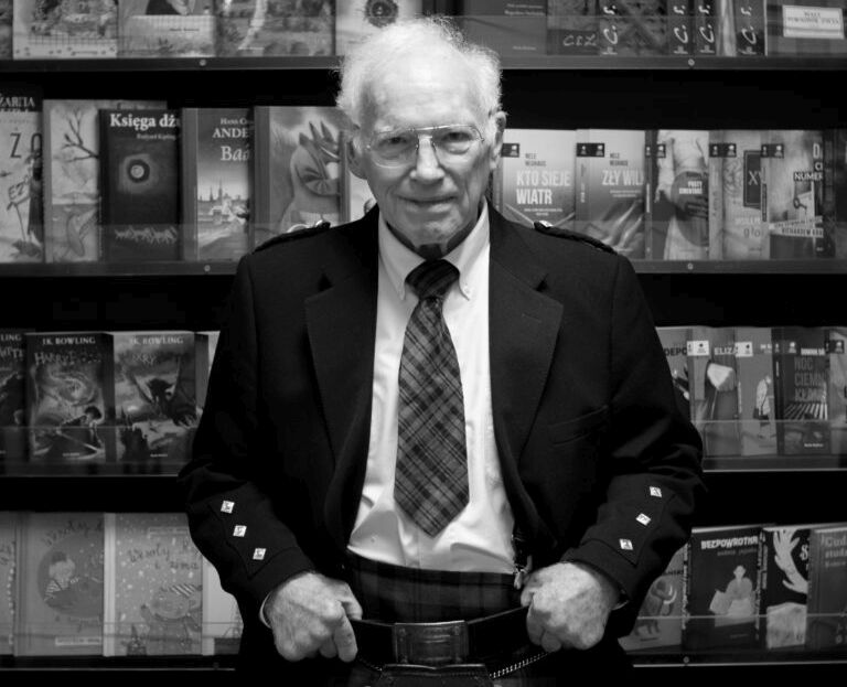 robert gamble - Kamil Kiewel - Media Rodzina