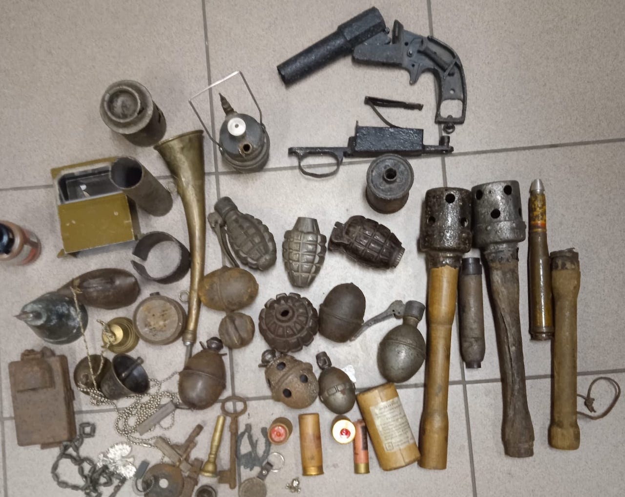 złodzieje szamotuły  - KPP Szamotuły