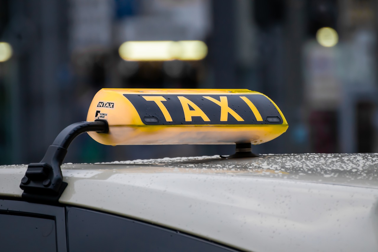 taxi taksówka - Pixabay