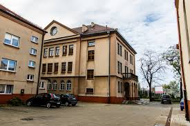 dom katechetyczny ostrów - umostrow.pl