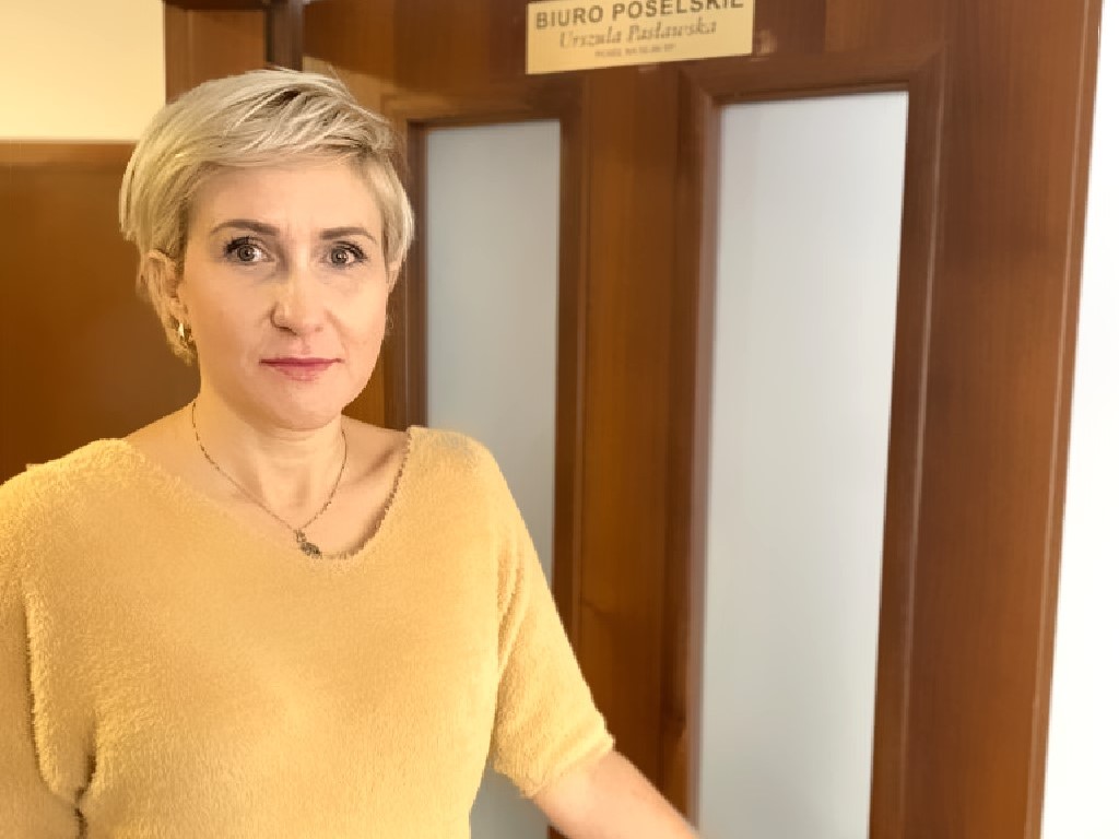 Urszula Pasławska - FB: Urszula Pasławska