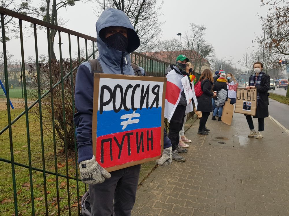 konsulat rosja navalny - Hubert Jach