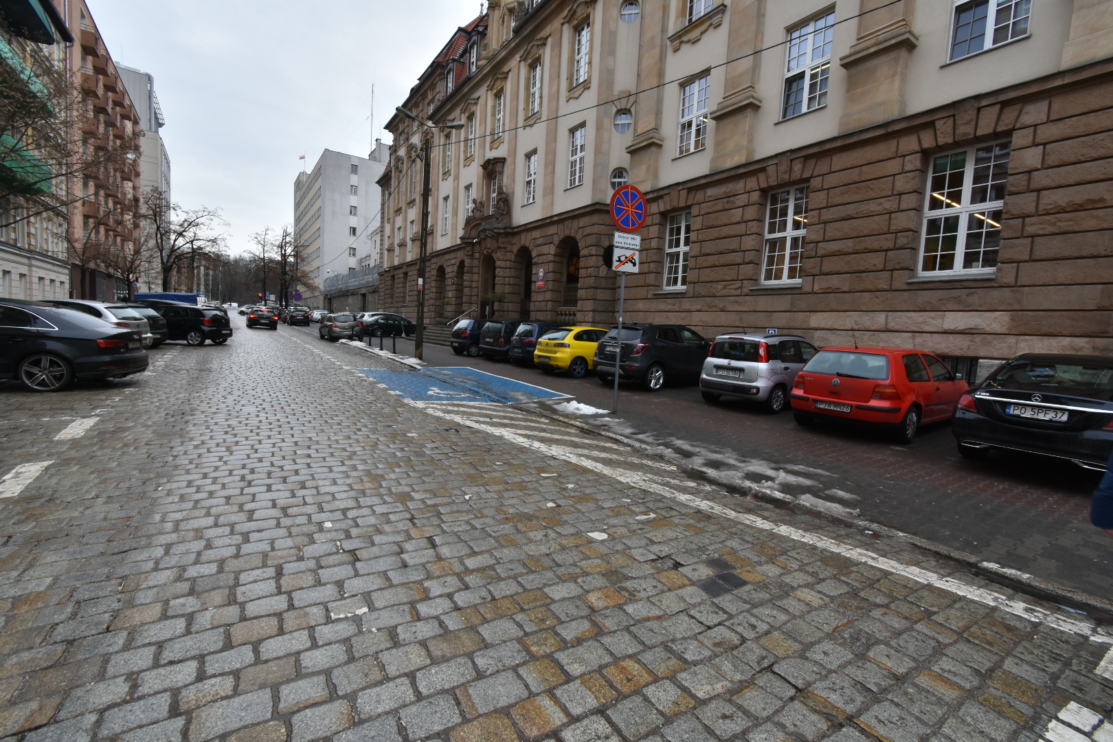 parkowanie sąd młyńska  - Wojtek Wardejn