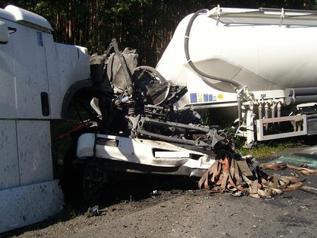 Wypadek - cysterna Bolewicko - policja