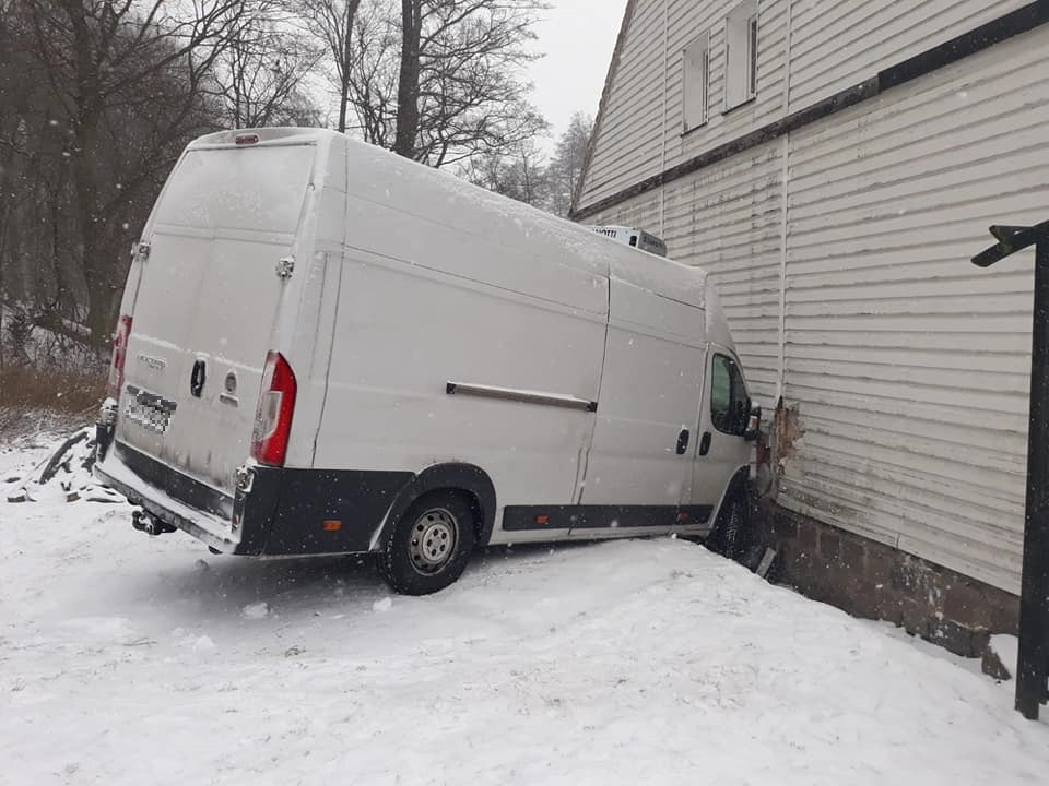 mnichy bus dom - KPP Międzychód