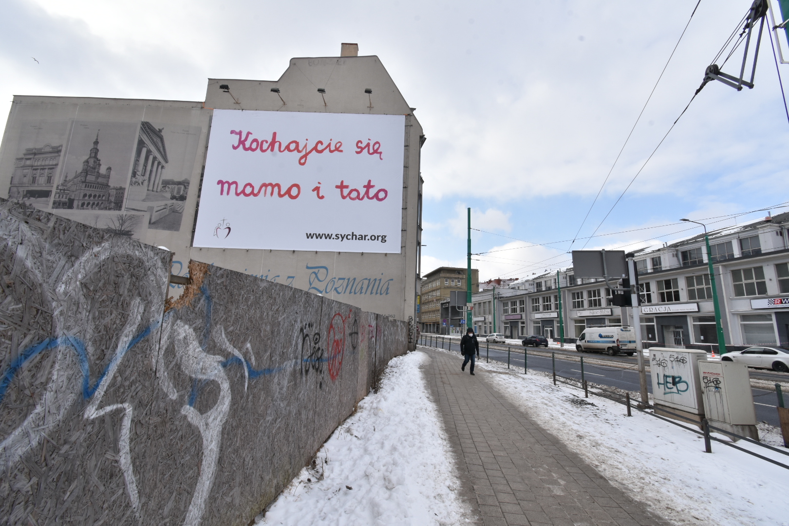 banery kochaj się mamo i tato sychar - Wojtek Wardejn - Radio Poznań