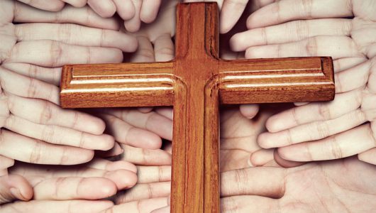 krzyż modlitwa  - wspolnotazezranionymi.pl