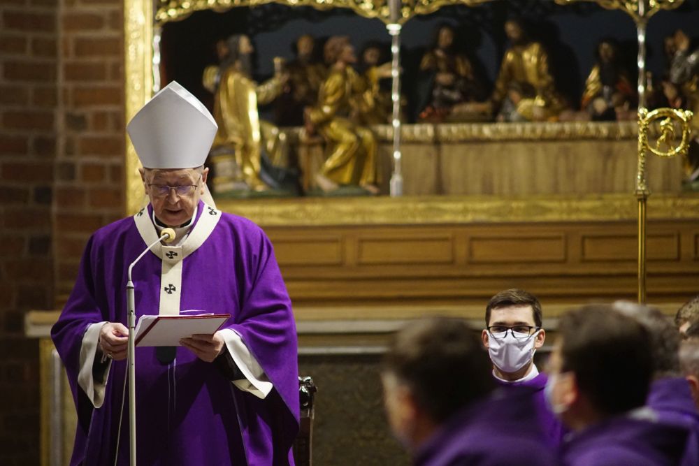 Arcybiskup Stanisław Gądecki zachęca do modlitwy za apostatów - Archidiecezja Poznańska