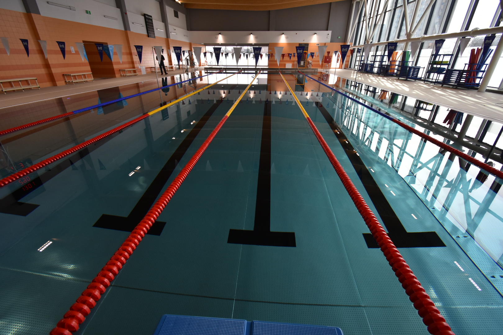 nowy basen osiedle zwycięstwa otwarcie - Wojtek Wardejn