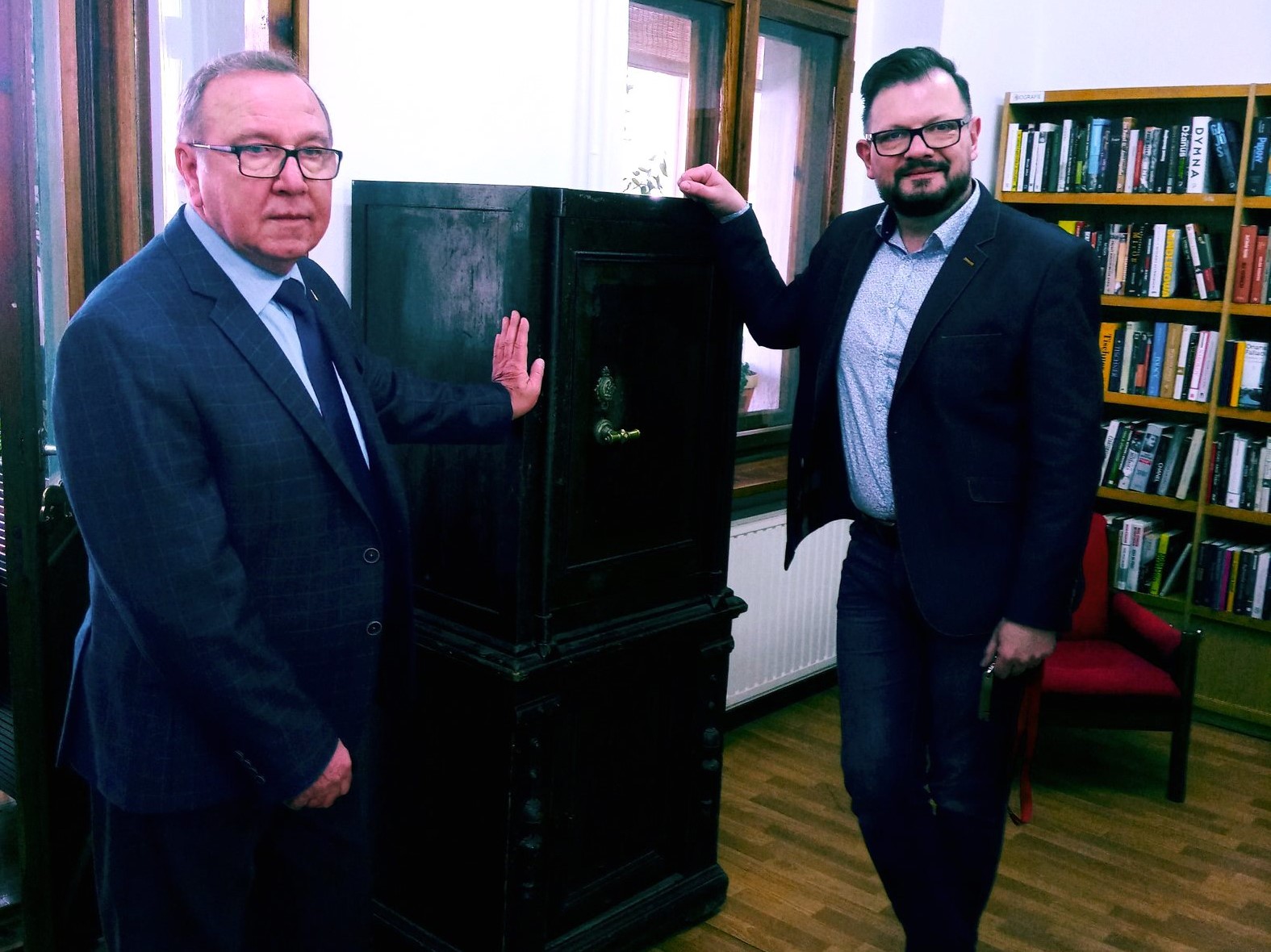 sejf miejska biblioteka kalisz  - Miejska Biblioteka Publiczna im. Adama Asnyka w Kaliszu