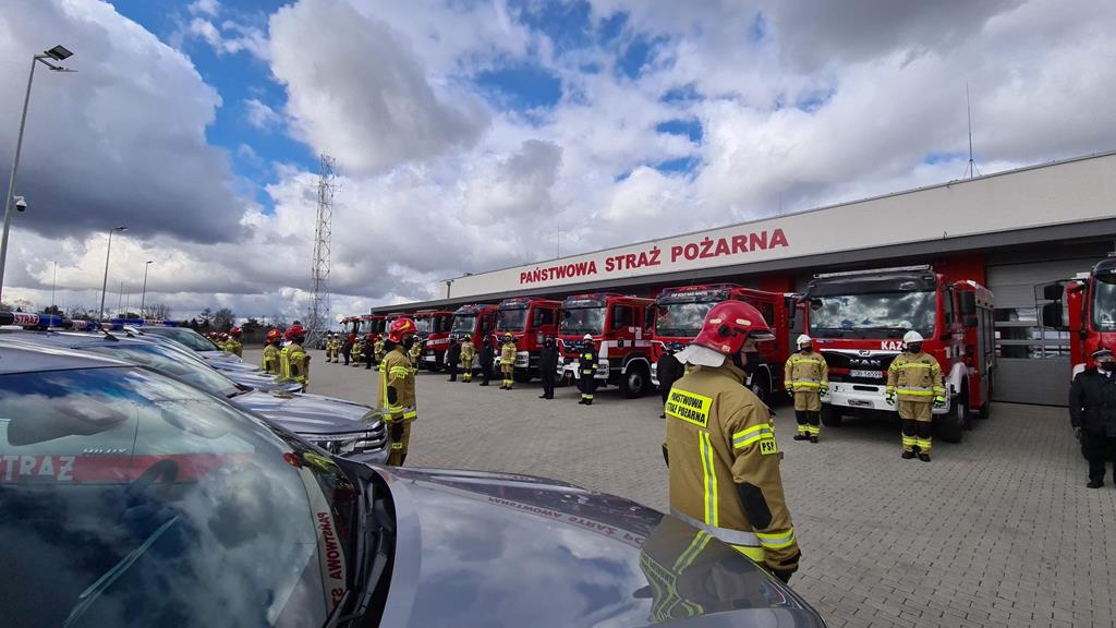 przekazanie wozów strażackich września - MSWiA