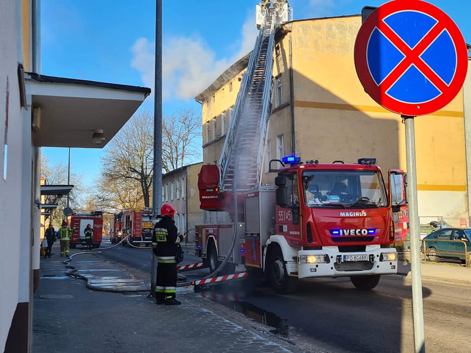 pożar kamienicy Piła - waszemedia.pl