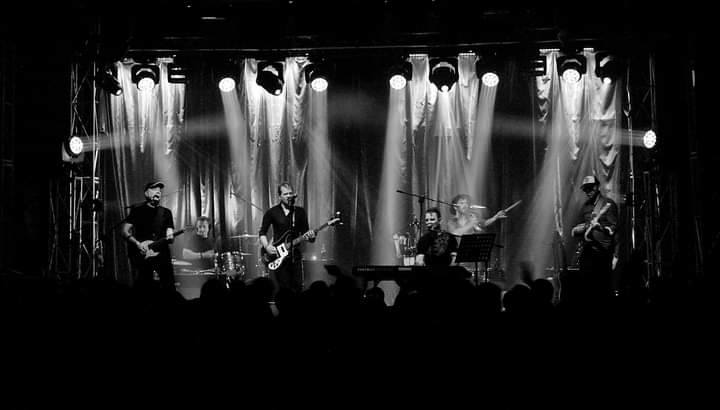 sztywny pal azji - Robert Skłodowski